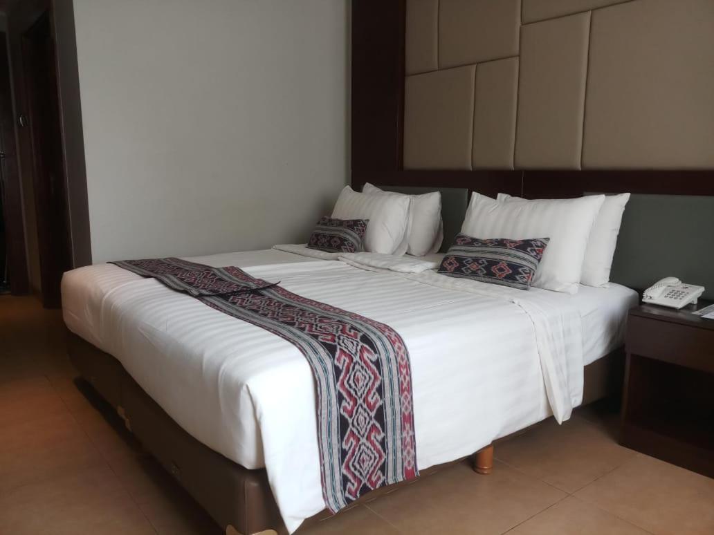 Sotis Hotel Kemang, Джакарта Экстерьер фото